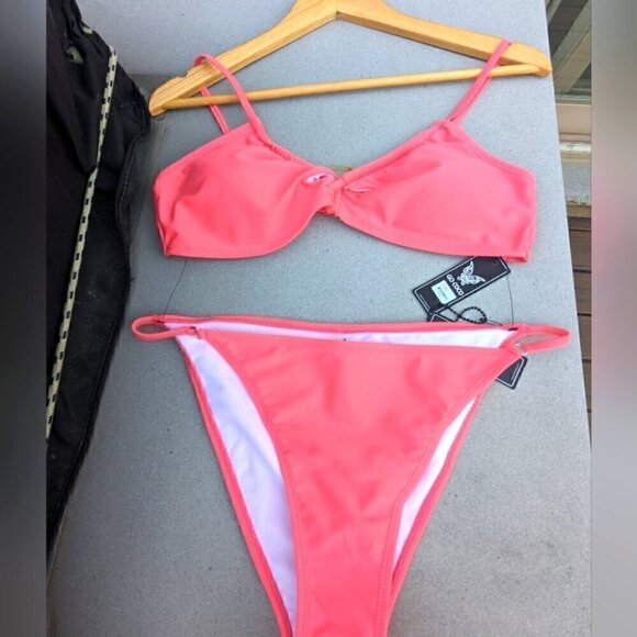 Go Coco Punch 2 Piece Bikini Set - Large  bnwt - Picture 1 of 7